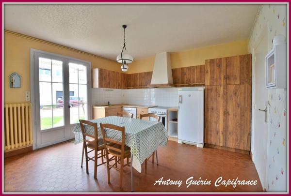 Maison à vendre 5 pièces LES HERBIERS (85)