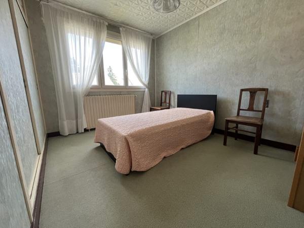 Maison à vendre 71 966 € Vierzon 4 p 78 m² DPE G