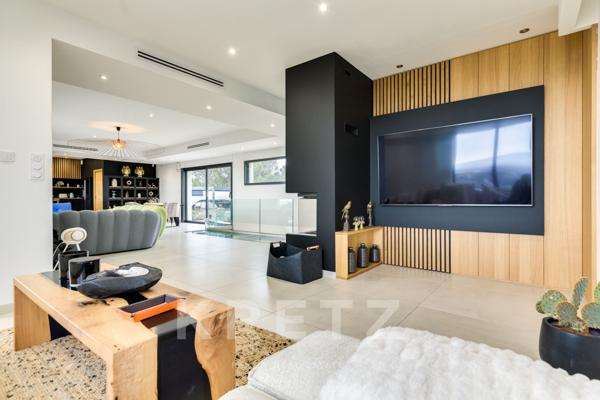 Maison d'architecte contemporaine avec vues