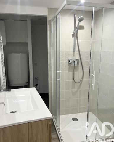 Immeuble à vendre 80 m² La Couronne