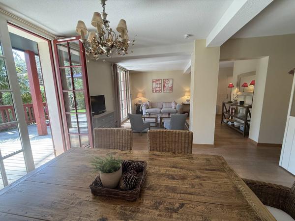 Appartement avec jardin privatif et terrasse, esprit maison Arcachon Abatilles