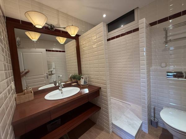 Appartement avec jardin privatif et terrasse, esprit maison Arcachon Abatilles