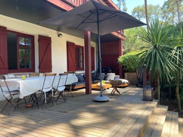 Appartement avec jardin privatif et terrasse, esprit maison Arcachon Abatilles
