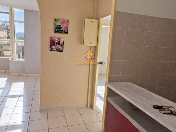 Vente                                                      Appartement
                        
                     2 pièces                      36 m2                     à Pau