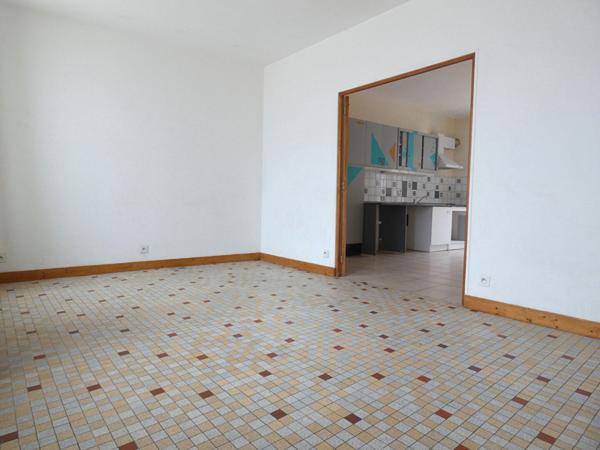 Maison Neuville Aux Bois 4 pièce(s) 83.90 m2