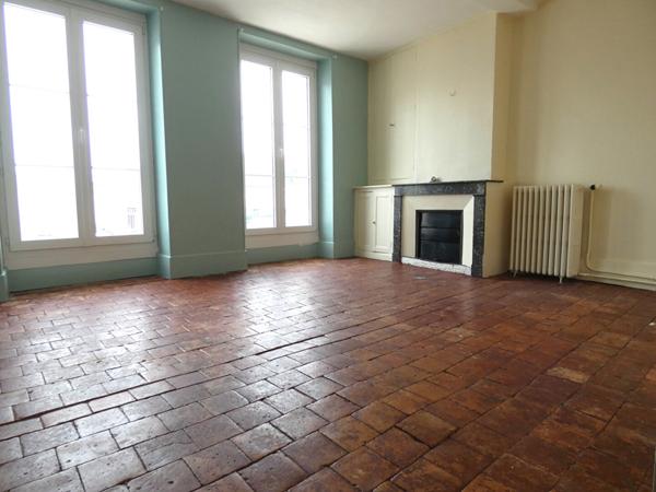 Maison Neuville Aux Bois 4 pièce(s) 83.90 m2