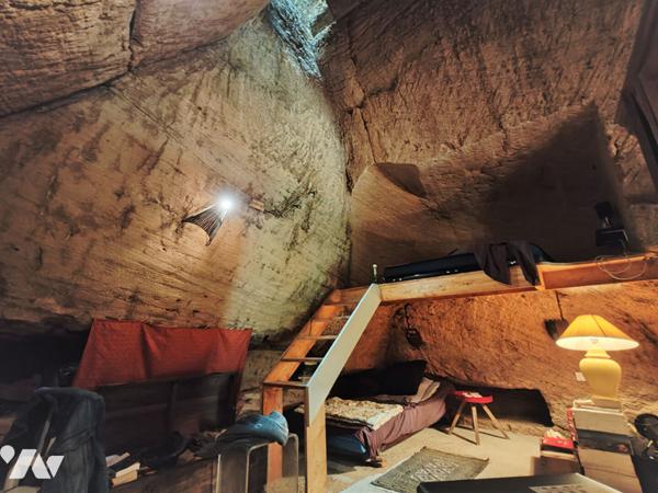 Habitat troglodytique  - Doué 