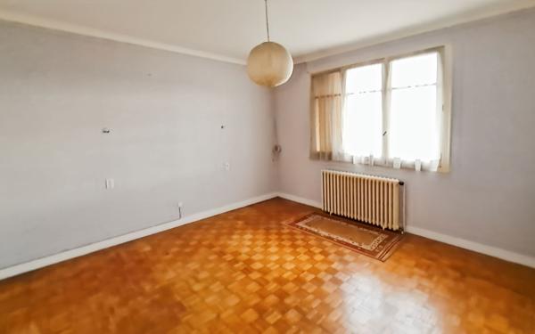 Maison à vendre    6 pièces • 155 m2 Agen