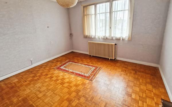 Maison à vendre    6 pièces • 155 m2 Agen