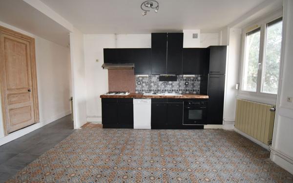 Appartement à vendre    1 pièce • 58 m2 Le Coteau