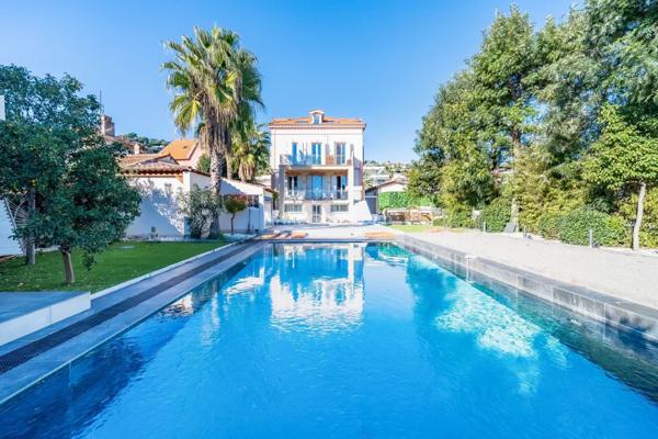 Vente Villa 7 pièces 400 m2 à Vallauris