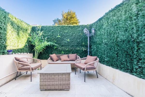 Vente Villa 7 pièces 400 m2 à Vallauris