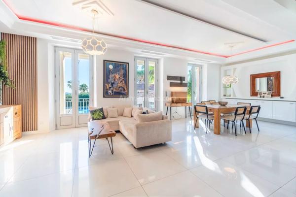 Vente Villa 7 pièces 400 m2 à Vallauris
