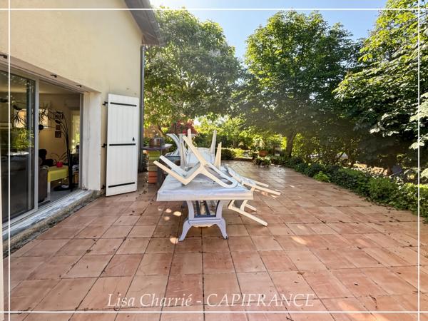 Propriété aux multiples possibilités : 2 maisons, studio et dépendances sur 3 007 m², proche de NOGARO (32)