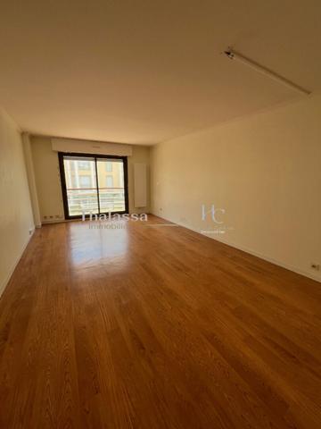 QUARTIER LAJARRIGE - LA BAULE,  
La baule 44500