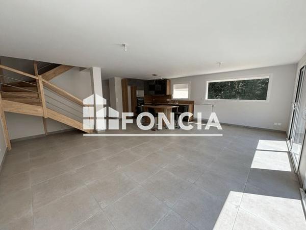 Location Maison 5 pièces 129.68 m² - 1086 ROUTE DE TREVOUX Saint Didier De Formans 01600