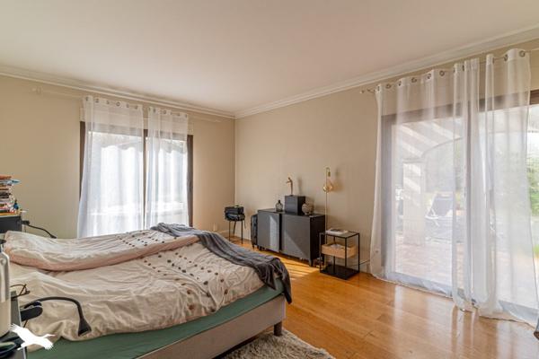 Maison à vendre 849 500 € Gradignan 9 p 303 m² DPE C
