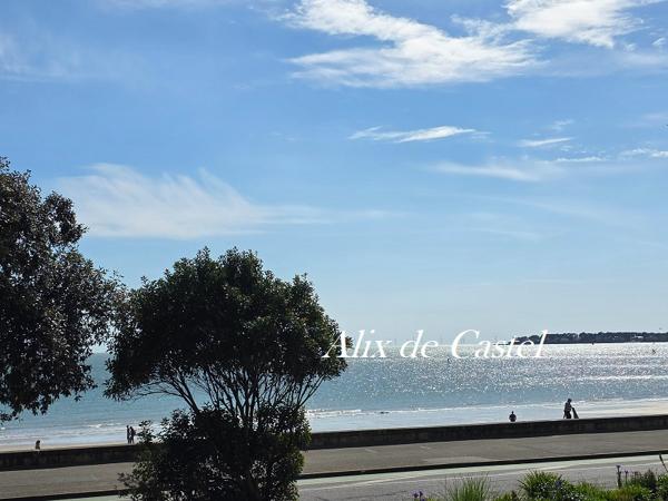 LA BAULE (44 500) Face mer, appartement 51 m² avec parking