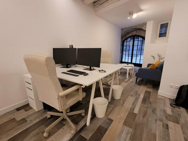 Vieux Chambéry - Local de 53 m2 à la vente
