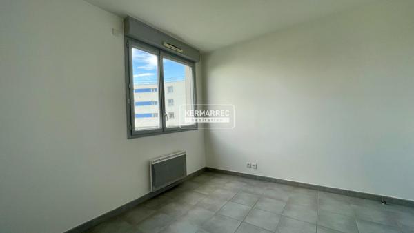 Appartement 3 pièces – 63 m² environ à Saint-Nazaire (ref : 77650SN)
