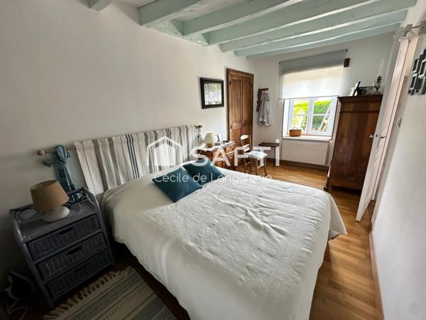 LONGERE ENTIEREMENT RENOVEE - JARDIN CLOS -