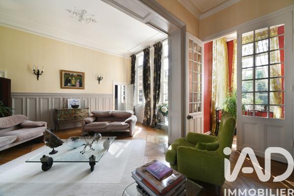 Maison à vendre 8 pièces 240 m² Arras