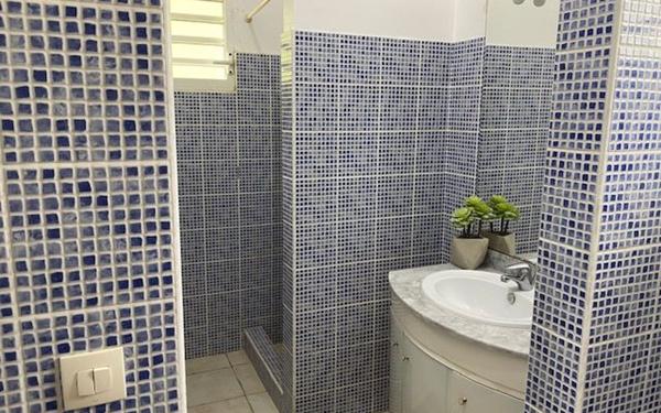 Maison à louer    4 pièces •  Saint-François