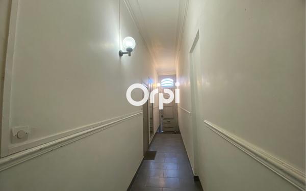 Immeuble à vendre    8 pièces • 200 m2 Roubaix