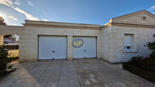 Maison à vendre Merignac - 6 pièces, 145m² avec 3 chambre(s) à 599 000€ - AJP Immobilier Mérignac