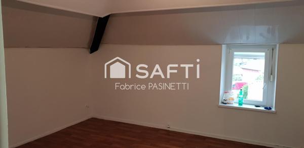 Immeuble :3 logements loués + 1 à créer Idéal investisseur A saisir