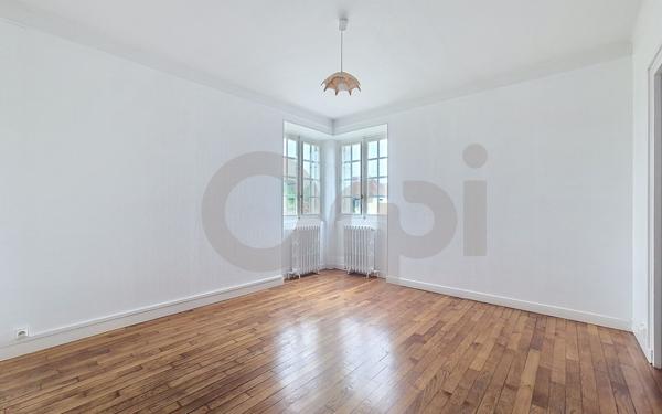 Maison à vendre    4 pièces •  Mansac