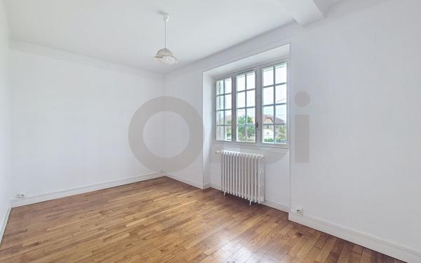 Maison à vendre    4 pièces •  Mansac