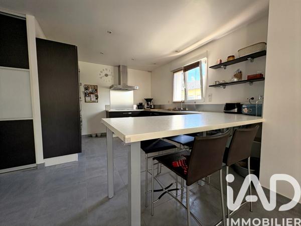 Maison à vendre 8 pièces 138 m² Laval