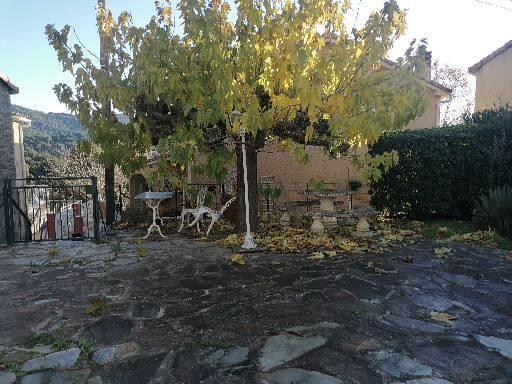 SAINTE MARIE SICCHE- MAISON DE VILLAGE DE 80 M²