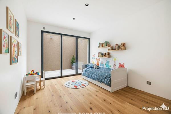 Maison de ville en duplex inversé avec jardin en plein coeur de Montchat