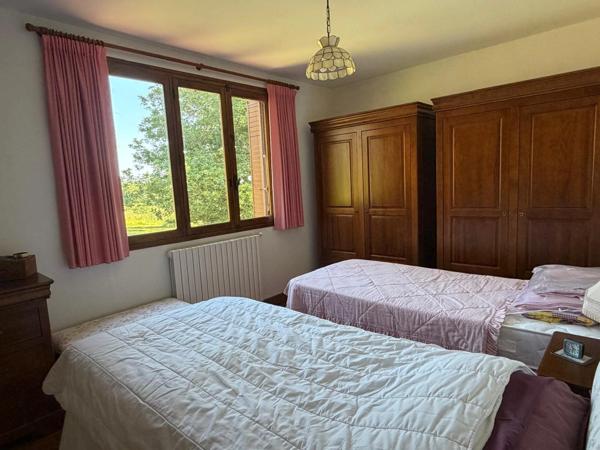 PLAISANCE DU GERS(32) sur les coteaux, PROPRIETE D ARCHITECTE 1965 sur 2HA, Dépendances, un peu cachée , VUE Pyrénées et bois, sans vis à vis, CALME,
