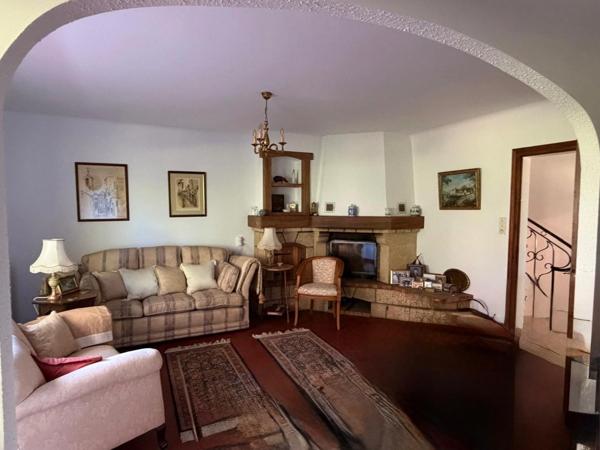 PLAISANCE DU GERS(32) sur les coteaux, PROPRIETE D ARCHITECTE 1965 sur 2HA, Dépendances, un peu cachée , VUE Pyrénées et bois, sans vis à vis, CALME,