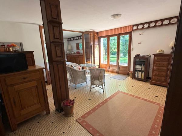 PLAISANCE DU GERS(32) sur les coteaux, PROPRIETE D ARCHITECTE 1965 sur 2HA, Dépendances, un peu cachée , VUE Pyrénées et bois, sans vis à vis, CALME,