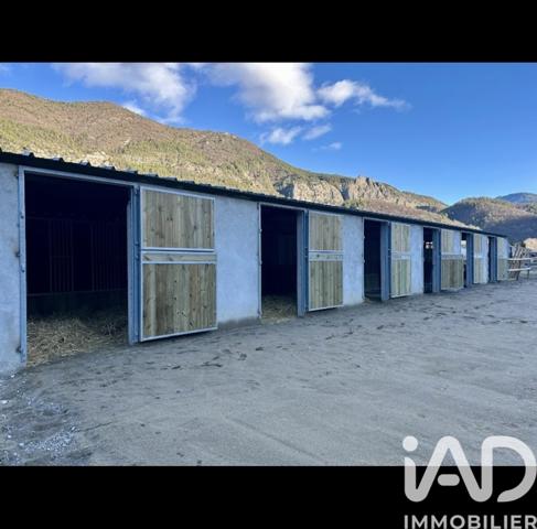 Maison à vendre 4 pièces 98,79 m² Entrevaux