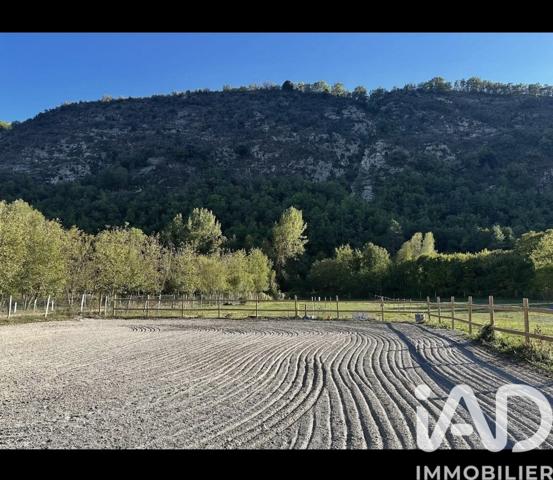 Maison à vendre 4 pièces 98,79 m² Entrevaux