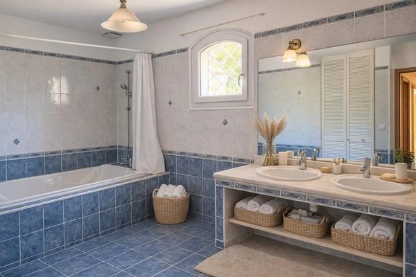 VILLA TRADITIONELLE T6 GRATENTOUR