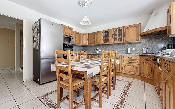 Maison à vendre    6 pièces •  Albertville