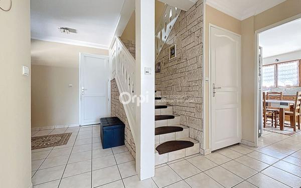 Maison à vendre    6 pièces •  Albertville