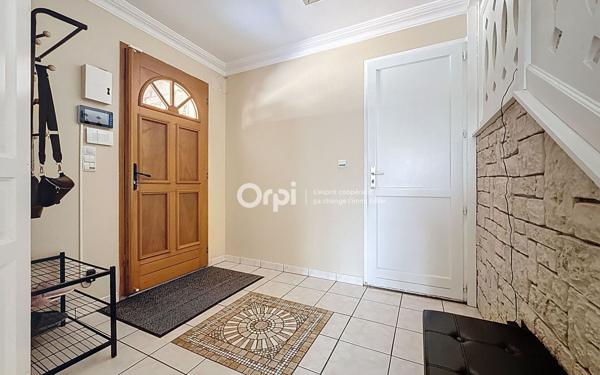 Maison à vendre    6 pièces •  Albertville