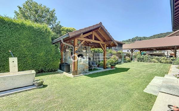 Maison à vendre    6 pièces •  Albertville