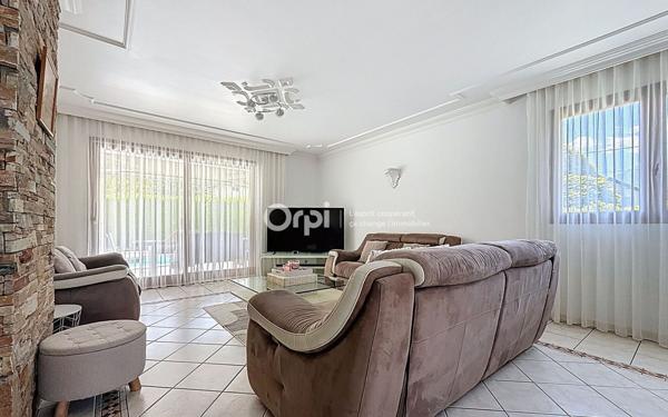 Maison à vendre    6 pièces •  Albertville