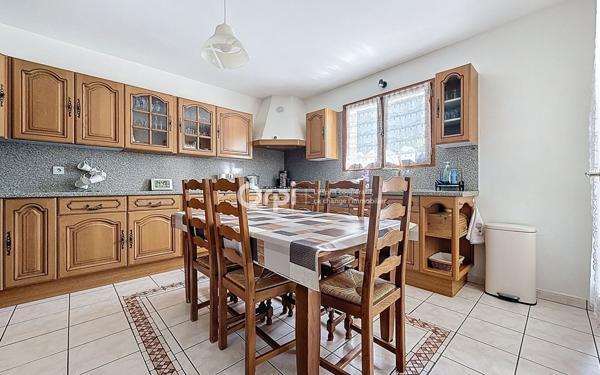 Maison à vendre    6 pièces •  Albertville