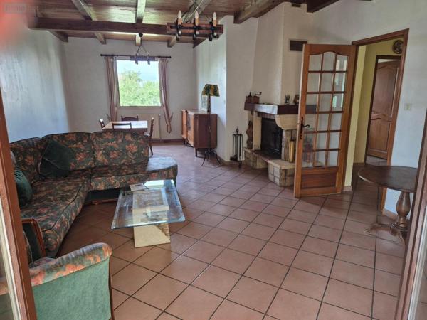 Maison individuelle à vendre à Salles-Curan dans l'Aveyron (12410), ref : JUERY   
Les sapinettes