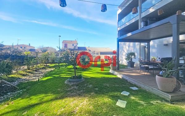 Appartement à vendre    2 pièces • 65 m2 Lunel