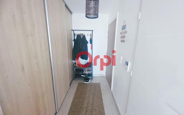 Appartement à vendre    2 pièces • 65 m2 Lunel